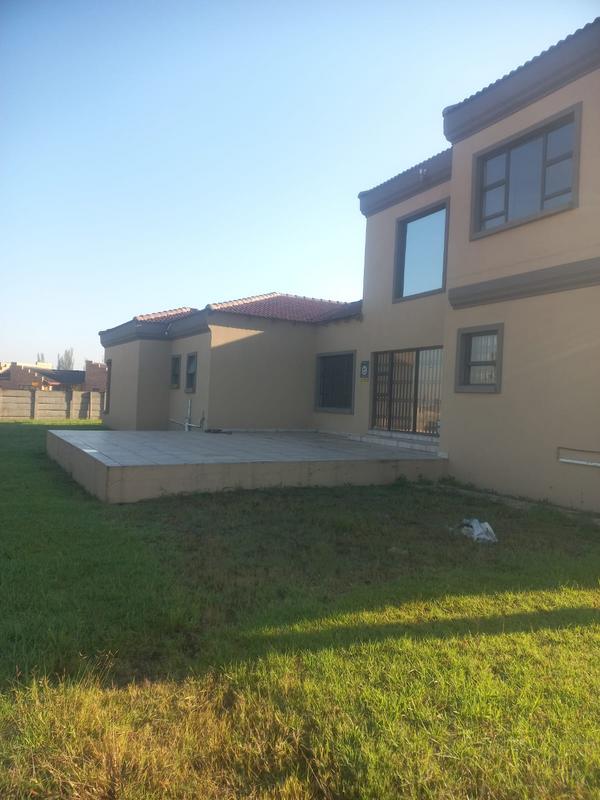 To Let 4 Bedroom Property for Rent in Vaalpark Free State